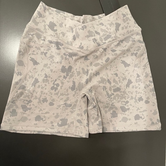 Alphalete Surface Path Leggings - Picture 3 of 5